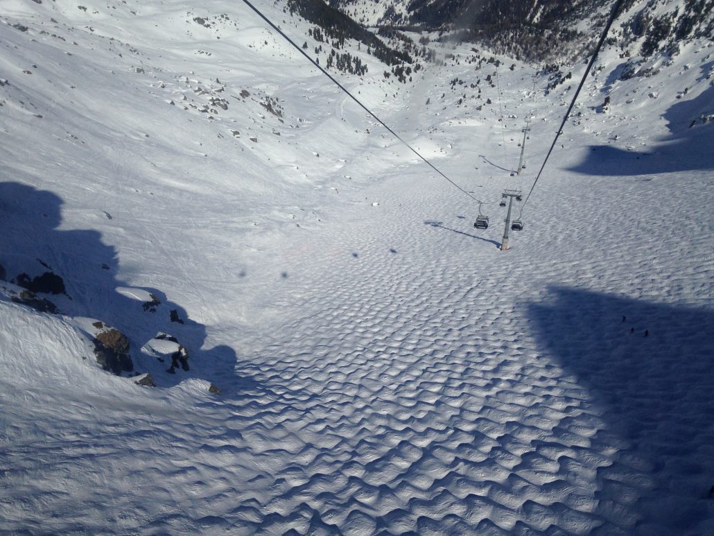 Moguls-1030x773.jpg
